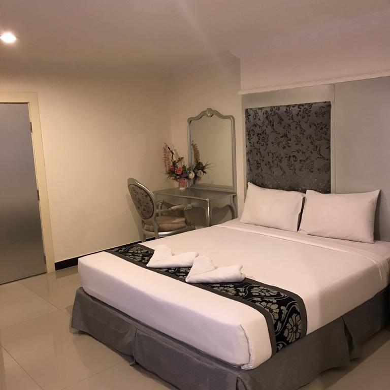 Pattaya International Lodge Екстер'єр фото