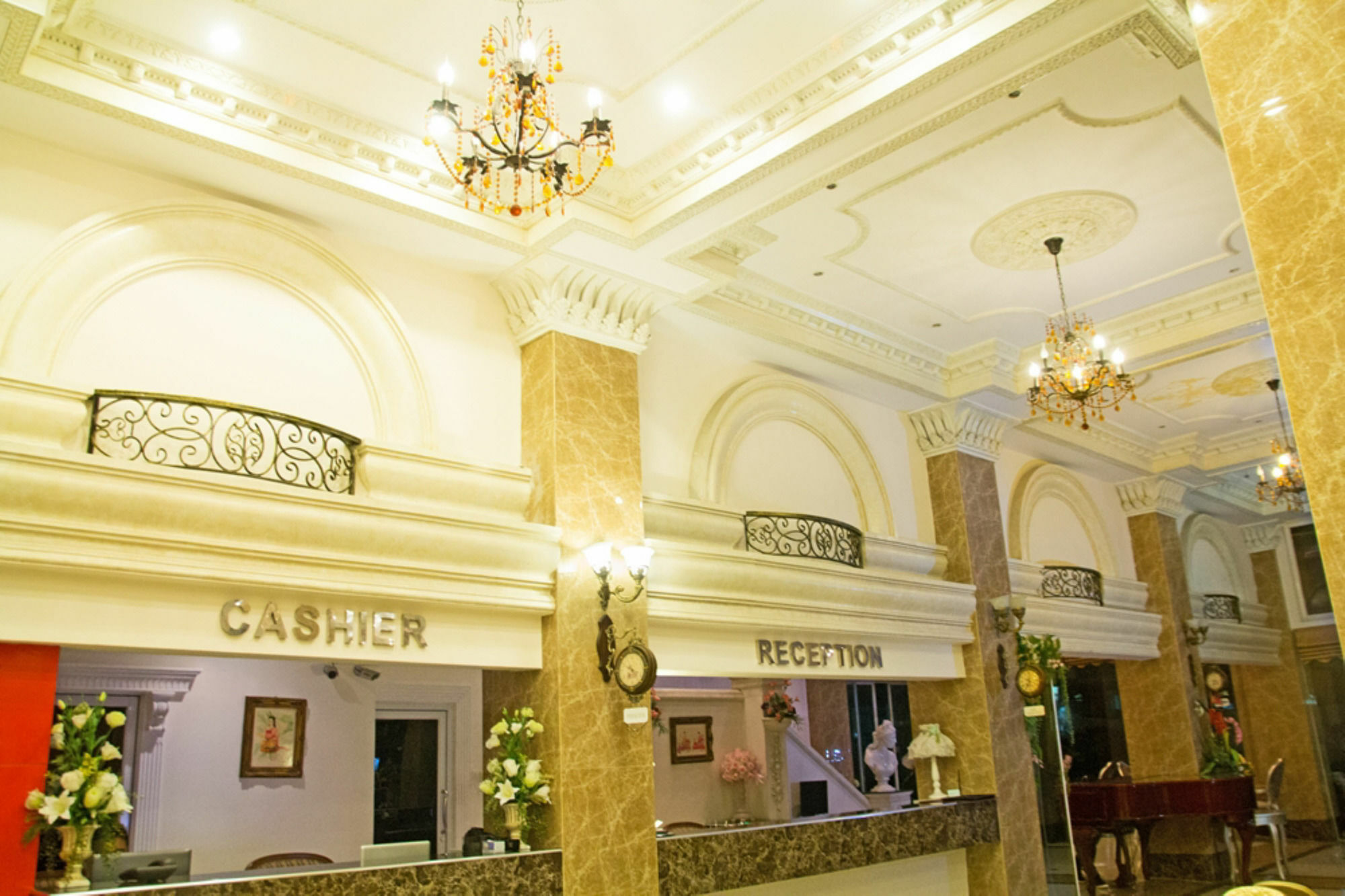 Pattaya International Lodge Екстер'єр фото